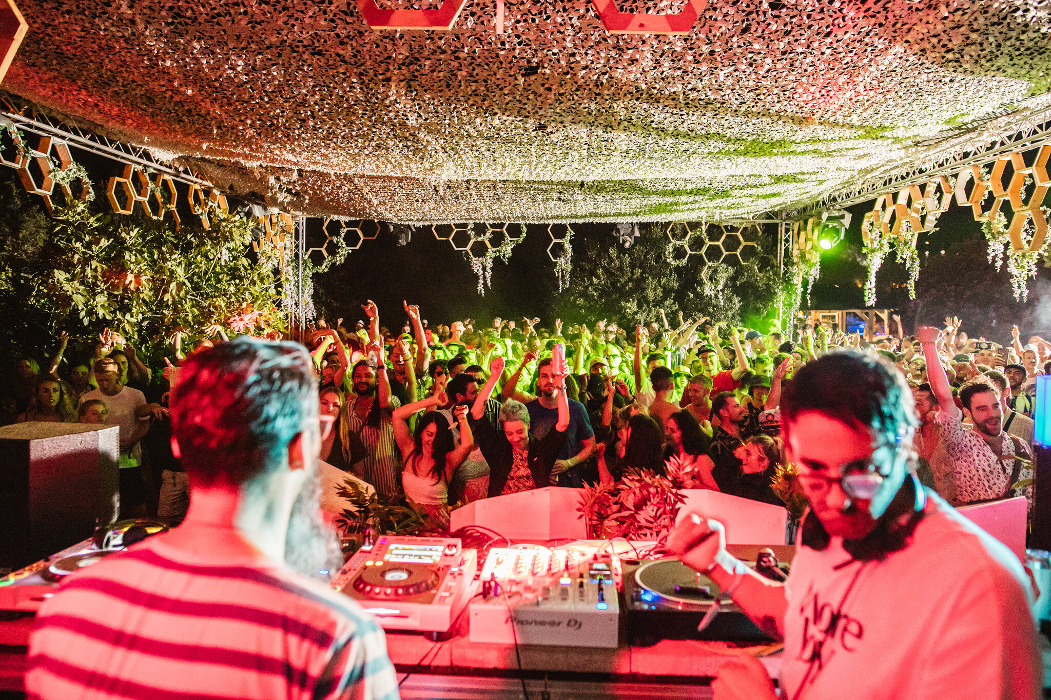 190707_LOVEINTERNATIONAL_2019_JakeDavis_@khromacollective-1728 [Web]