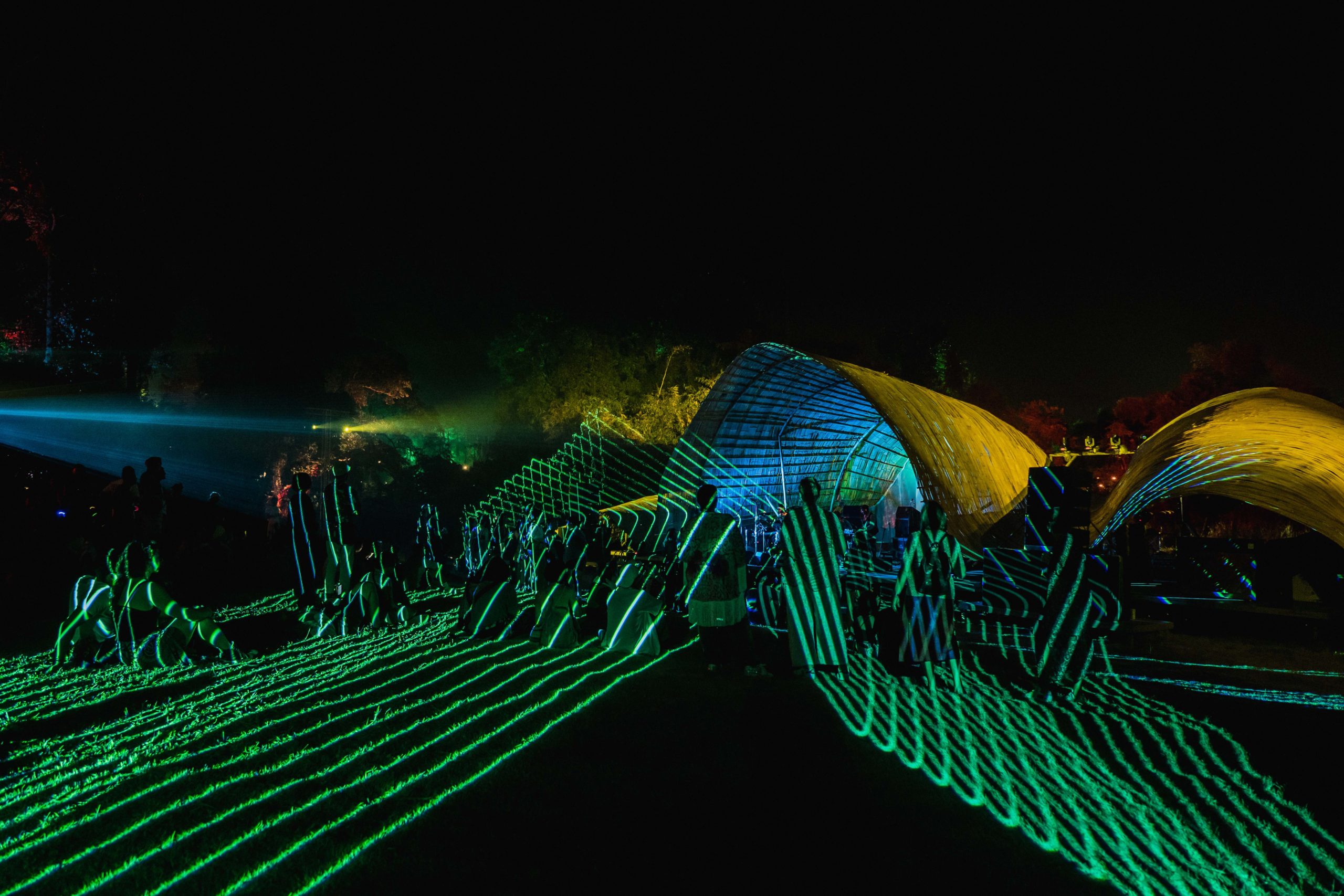 Wonderfruit – Creature Stage