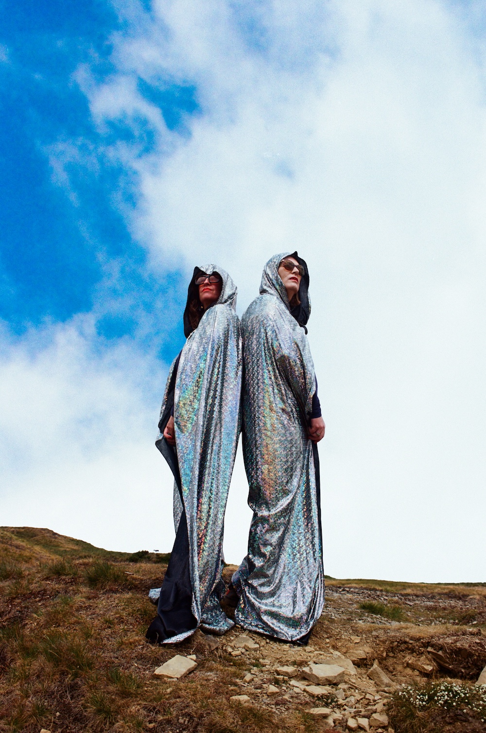 Curtain Twitcher C (Credit_ Steph Ross)