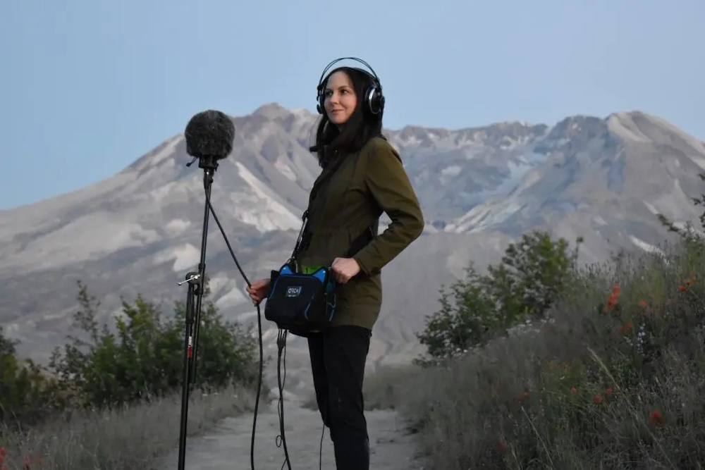 Patricia_wolf_field_recording_credit_groberti_56-1024×683 copy