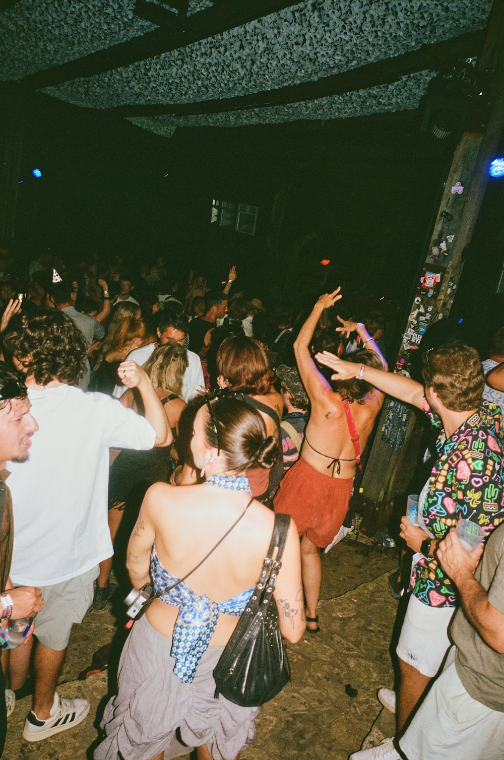 260709_LOVEINTERNATIONAL_2026_ANALOGUE_RobJones_@hirobjones_@khromacollective-168803210024